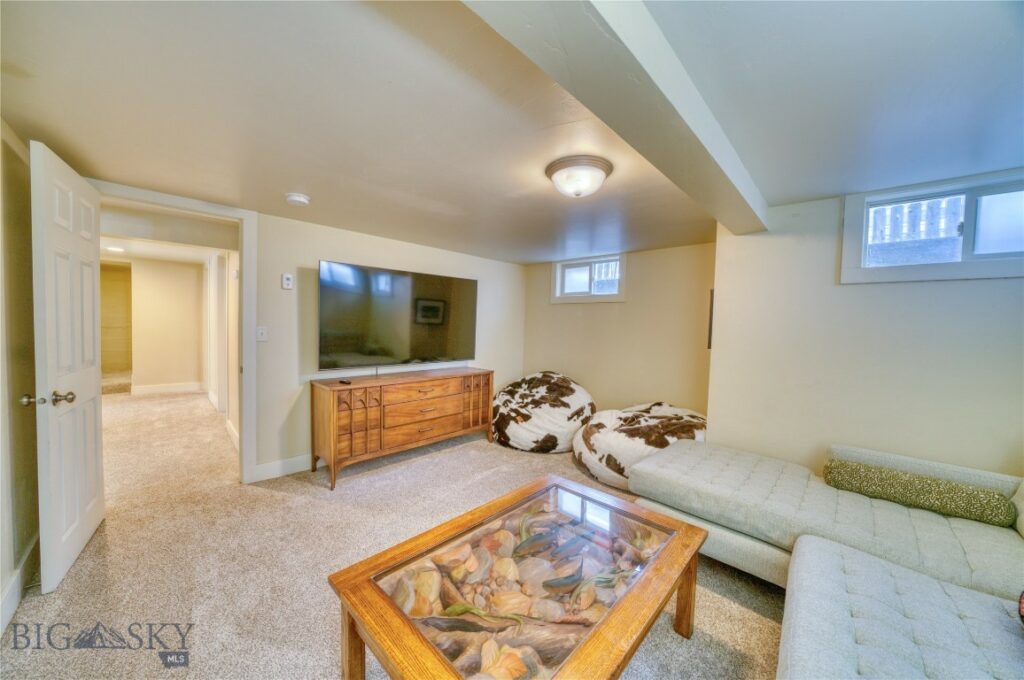 216 S 10th, Livingston MT 59047