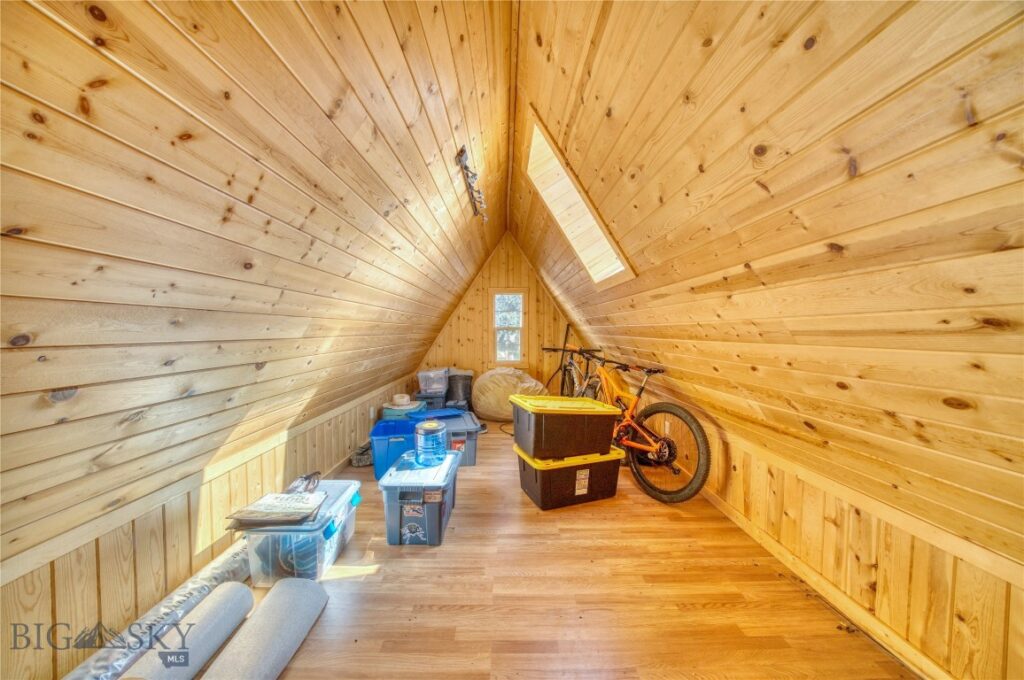 216 S 10th, Livingston MT 59047