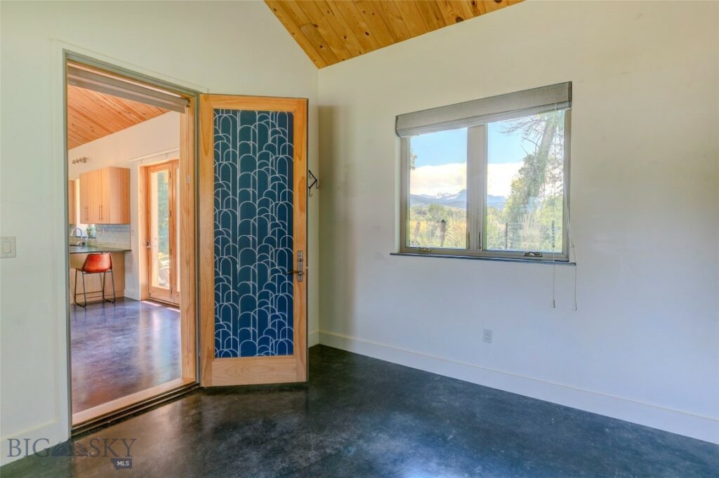 216/218 Little Creek Bend, Livingston MT 59047