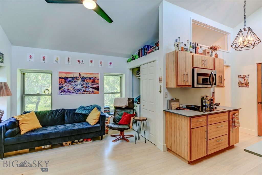 216/218 Little Creek Bend, Livingston MT 59047