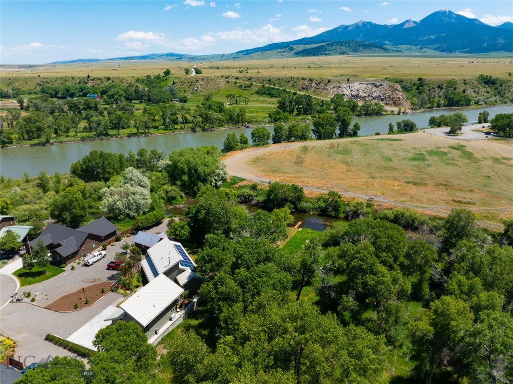 216/218 Little Creek Bend, Livingston MT 59047