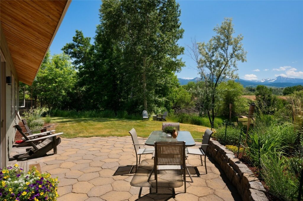 218 Little Creek Bend, Livingston MT 59047