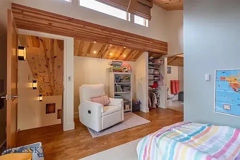 218 Little Creek Bend, Livingston MT 59047