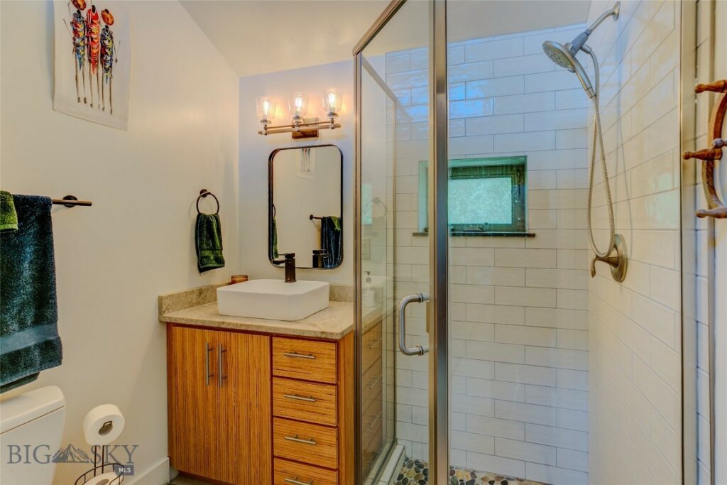 218 Little Creek Bend, Livingston MT 59047