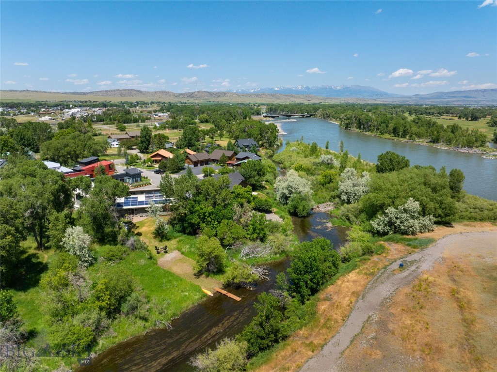 218 Little Creek Bend, Livingston MT 59047