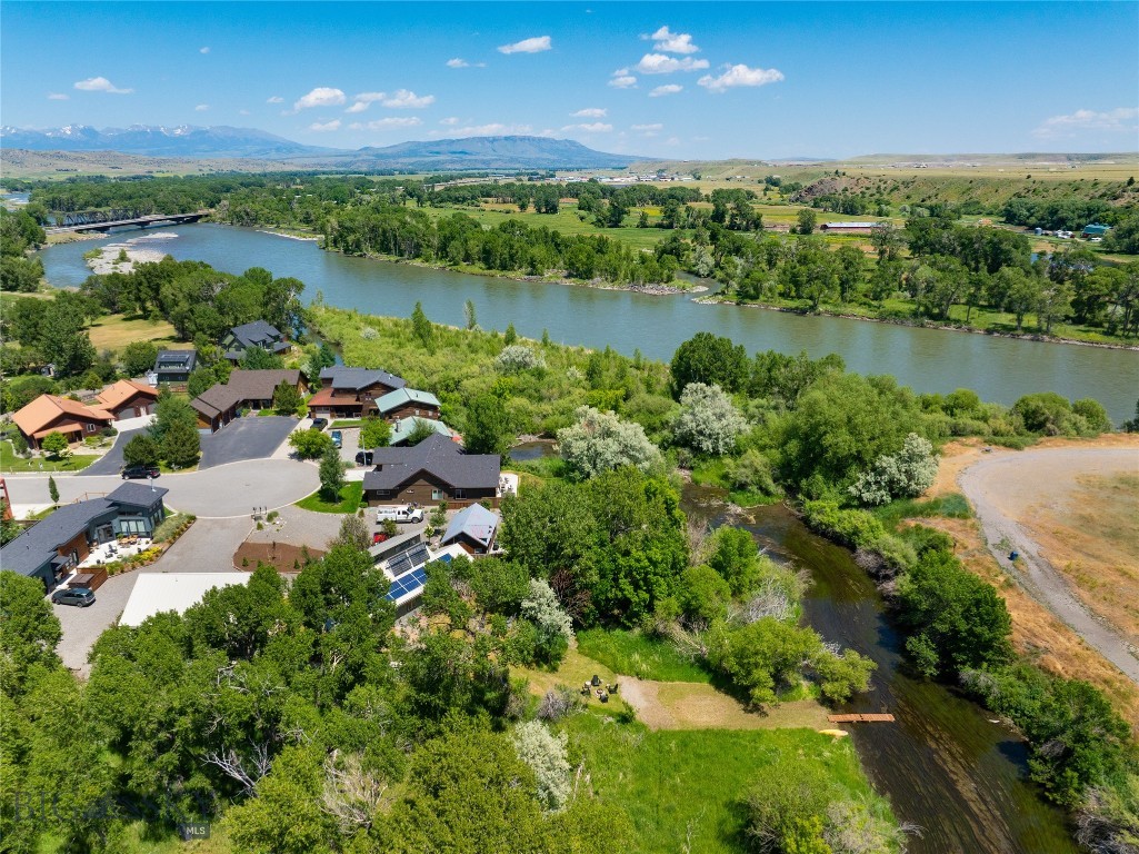 218 Little Creek Bend, Livingston MT 59047