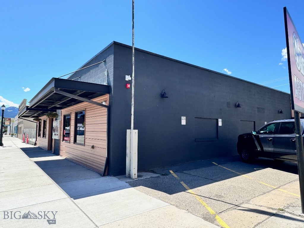 218 S Main Street, Livingston MT 59047