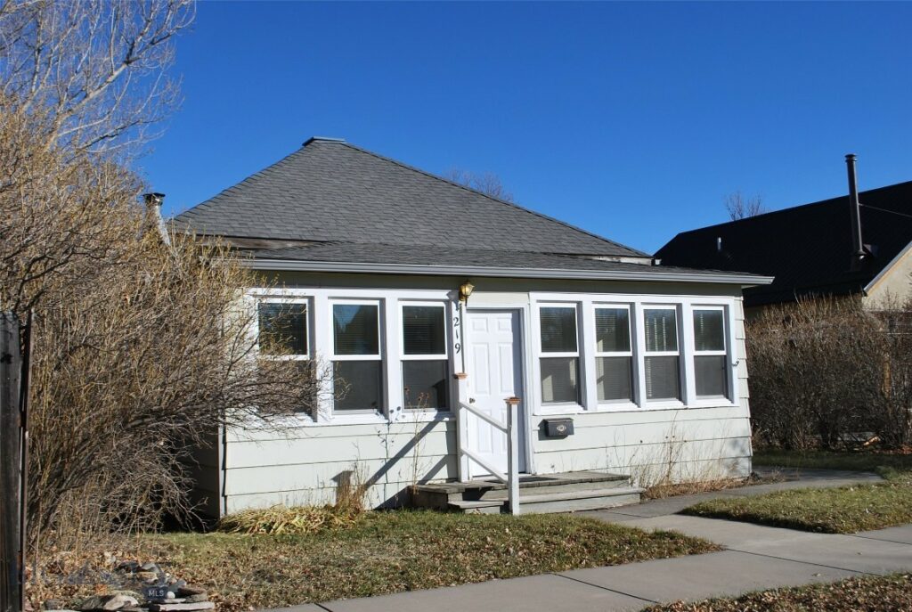 219 S K Street, Livingston MT 59047