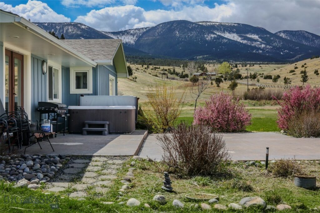 22 Boyd Road, Livingston MT 59047