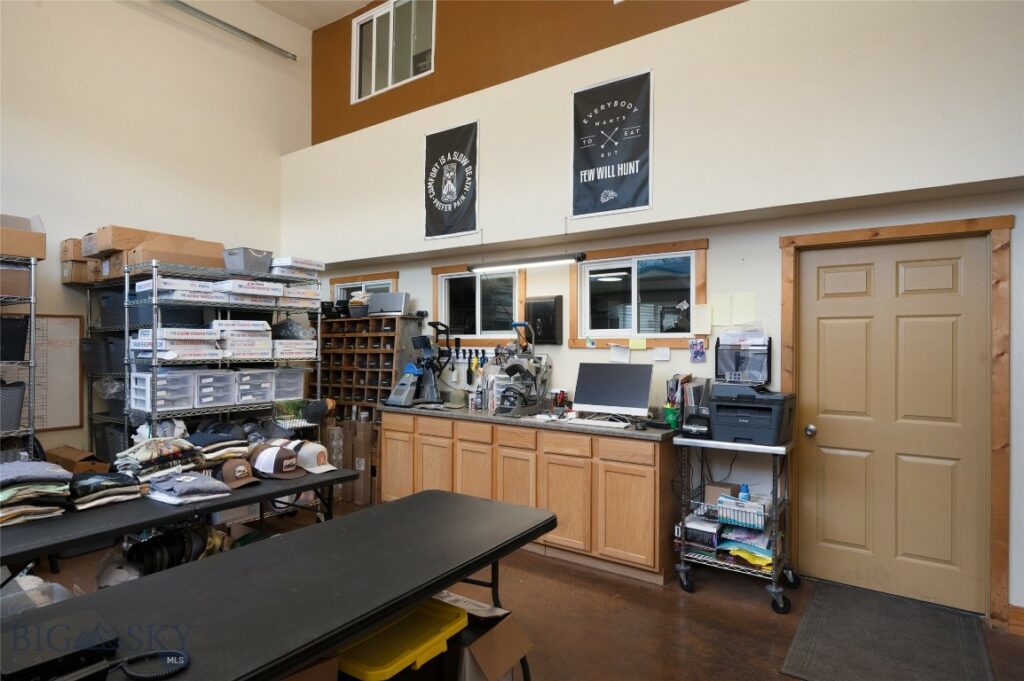 22 Shawnee Way, Bozeman MT 59715