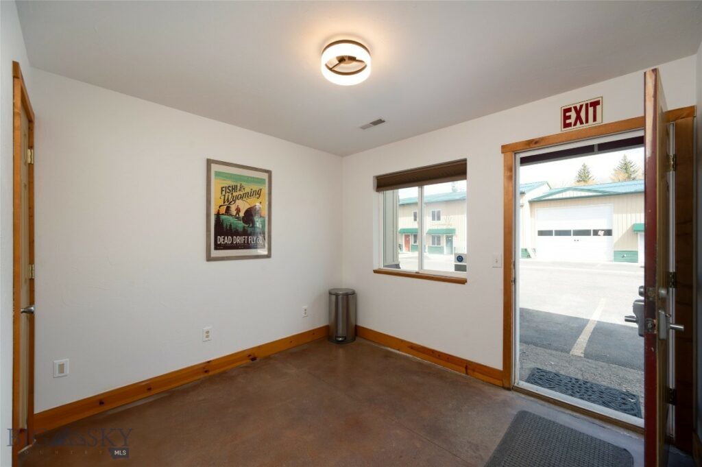 22 Shawnee Way, Bozeman MT 59715