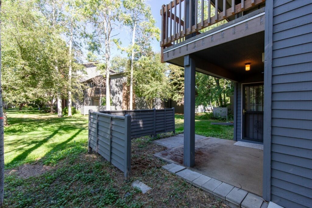 2200 W Dickerson, Bozeman MT 59718
