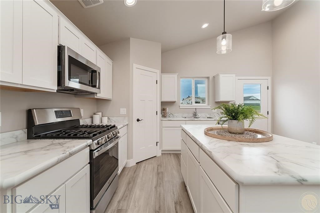 2204 Oriole Drive, Belgrade MT 59714