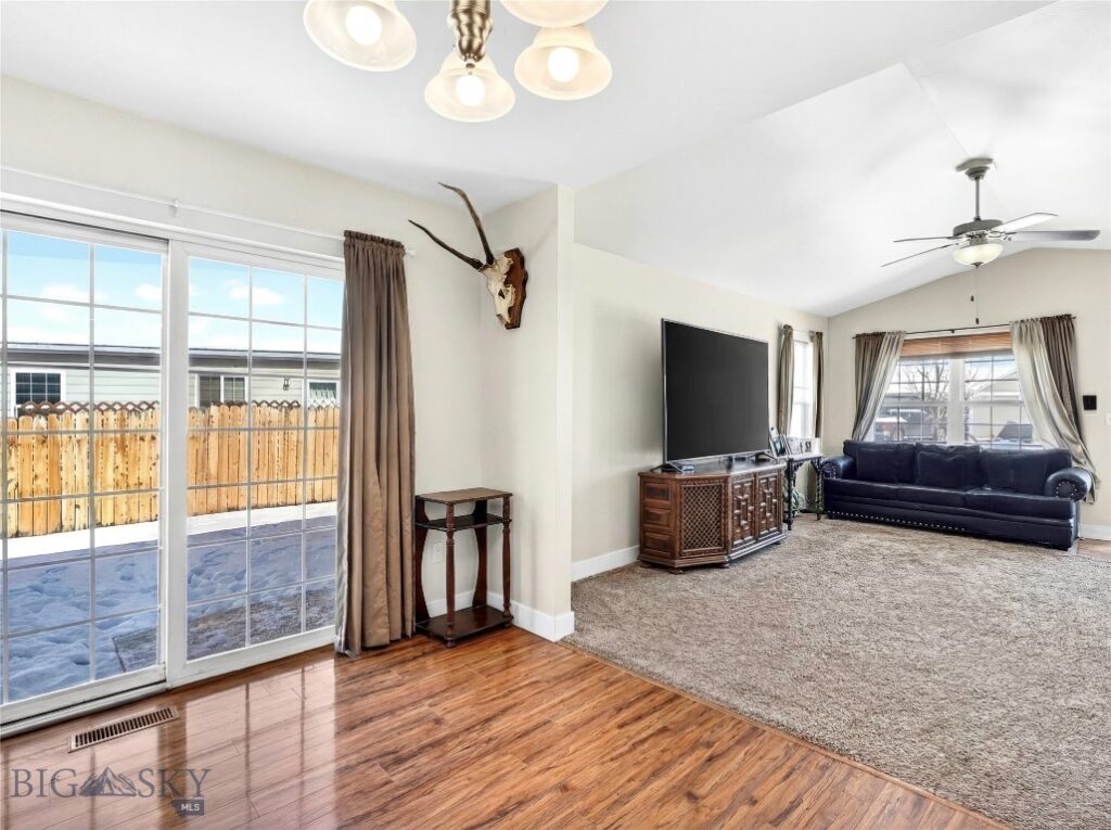 2217 Sturnella Lane, Belgrade MT 59714