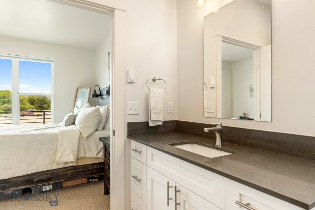 2221 F Willow Lane, Livingston MT 59047