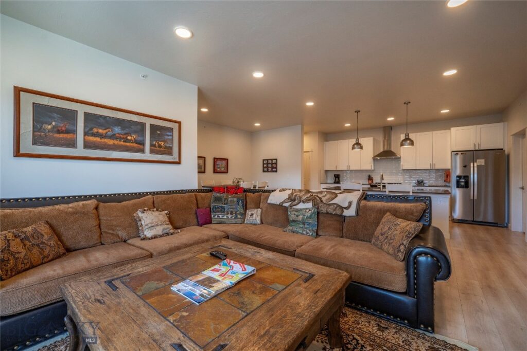 2221D Willow Drive, Livingston MT 59047