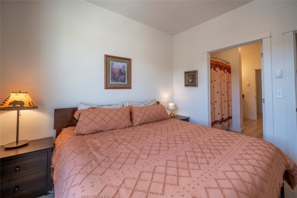 2221D Willow Drive, Livingston MT 59047