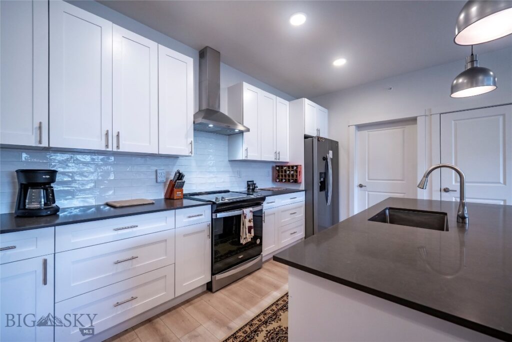 2221D Willow Drive, Livingston MT 59047