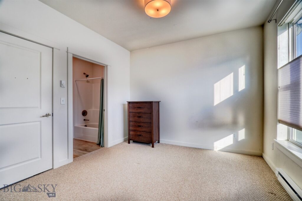 2221 Willow Drive, Livingston MT 59047