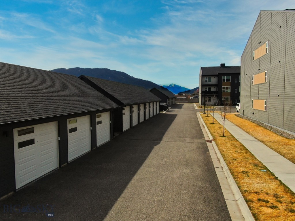 2221 Willow Drive, Livingston MT 59047