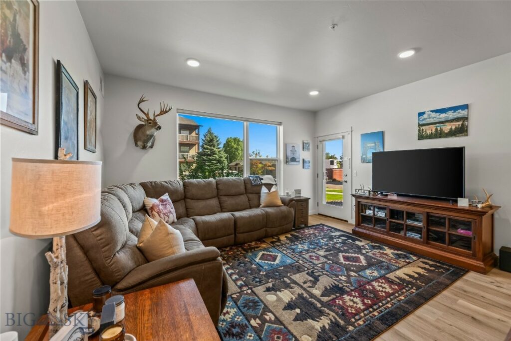 2221 Willow Drive, Livingston MT 59047