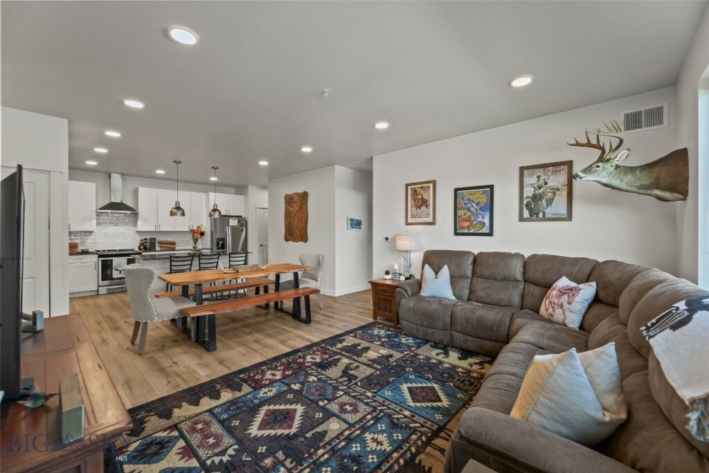 2221 Willow Drive, Livingston MT 59047
