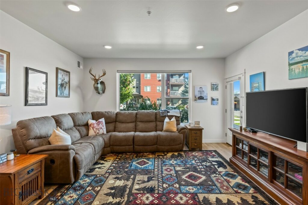 2221 Willow Drive, Livingston MT 59047