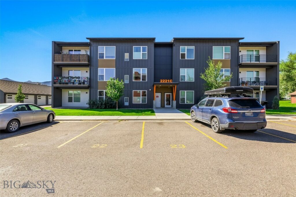 2221 Willow Drive, Livingston MT 59047