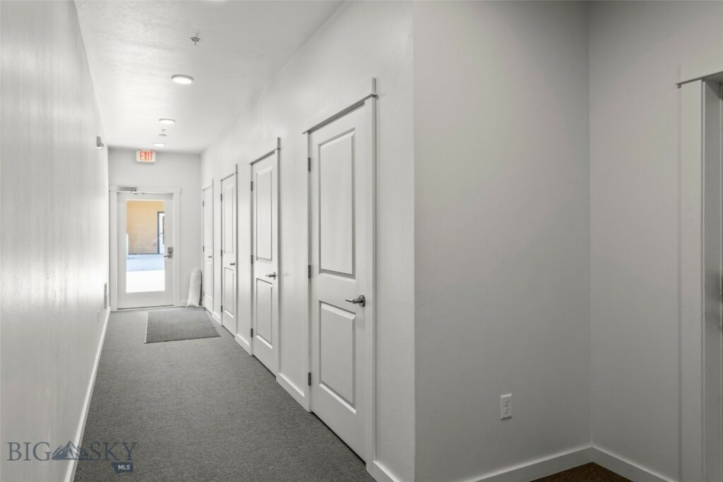 2221 Willow Drive, Livingston MT 59047