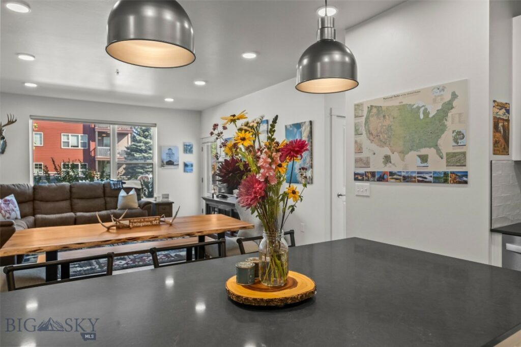 2221 Willow Drive, Livingston MT 59047
