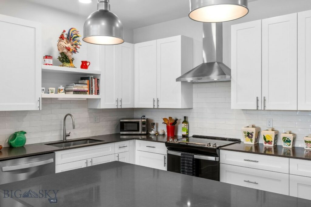 2221F Willow Drive, Livingston MT 59047