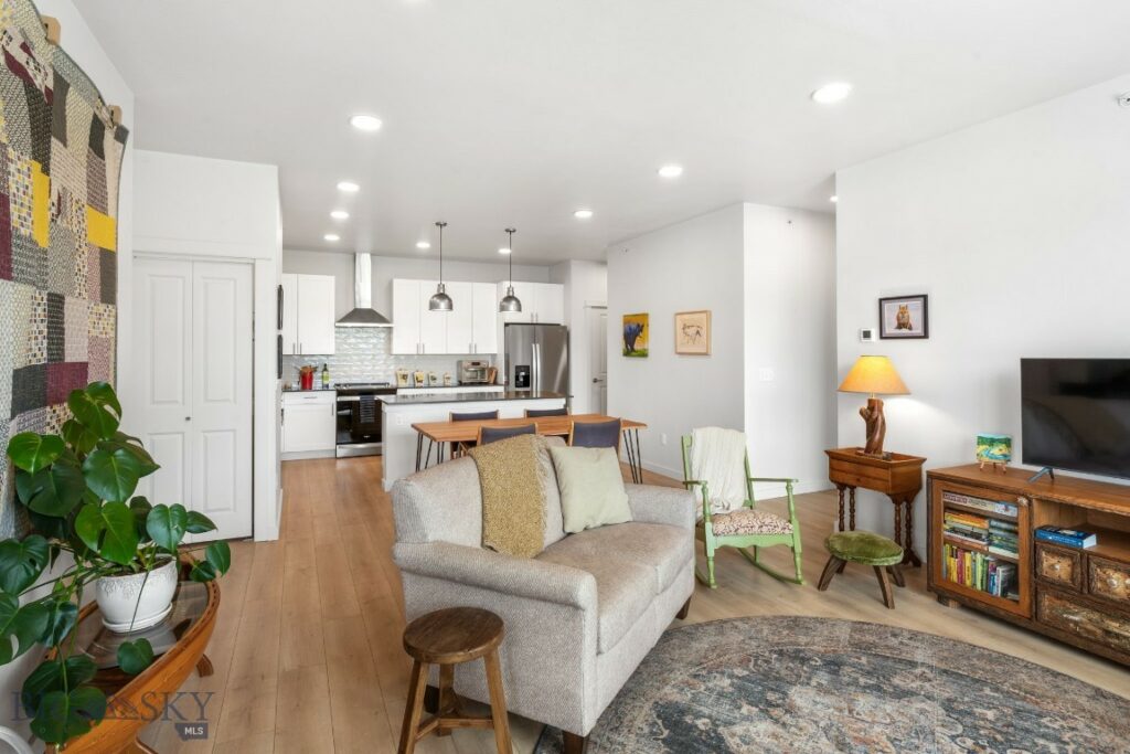 2221F Willow Drive, Livingston MT 59047