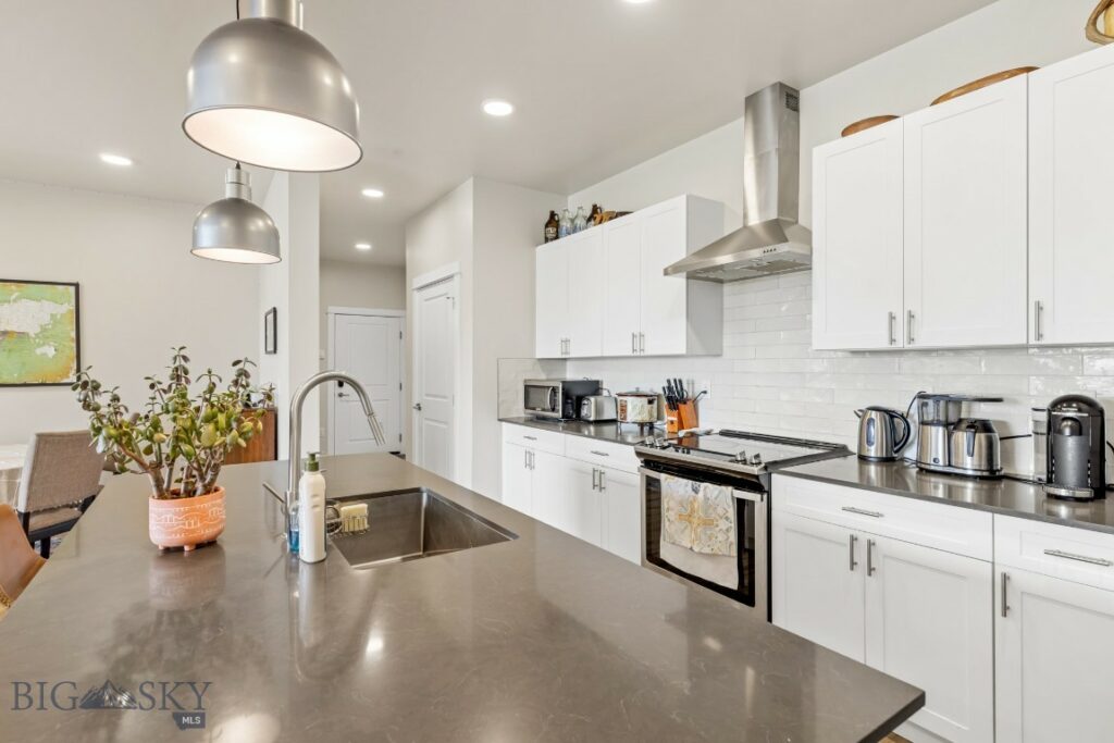 2222A Willow Drive, Livingston MT 59047