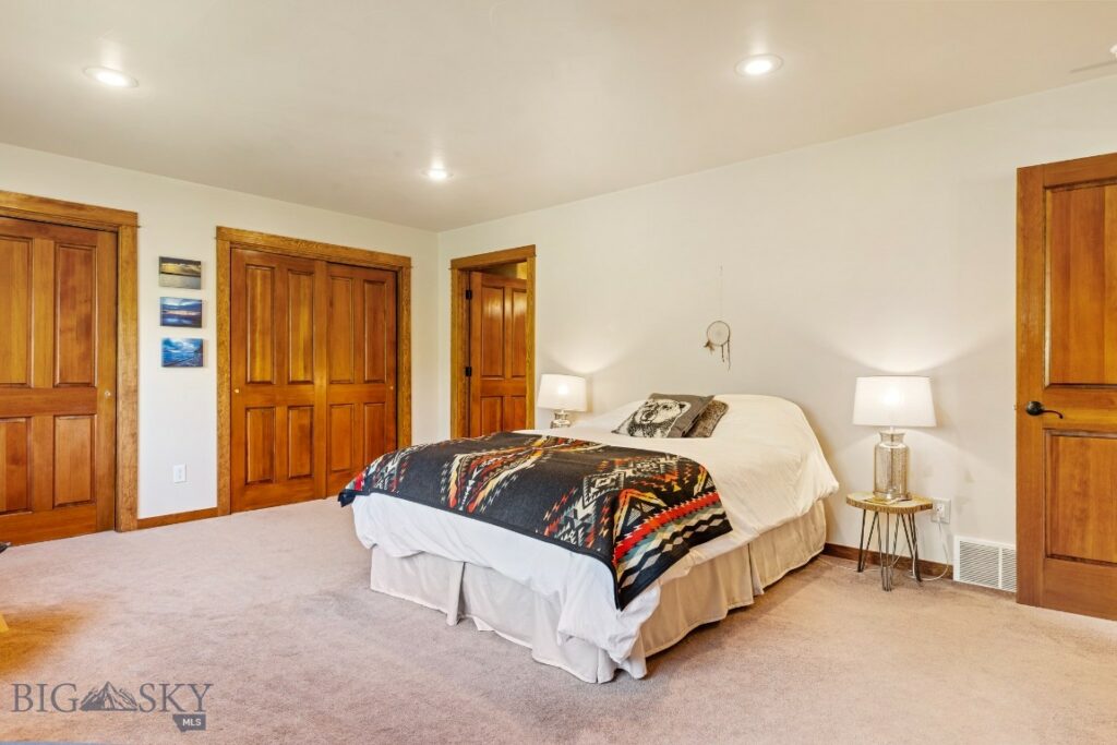 2224 Sourdough Road, Bozeman MT 59715