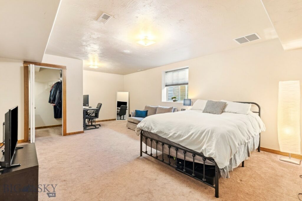 2224 Sourdough Road, Bozeman MT 59715