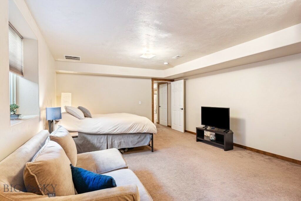 2224 Sourdough Road, Bozeman MT 59715