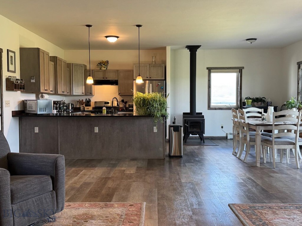 2249 Seitz E, Bozeman MT 59086