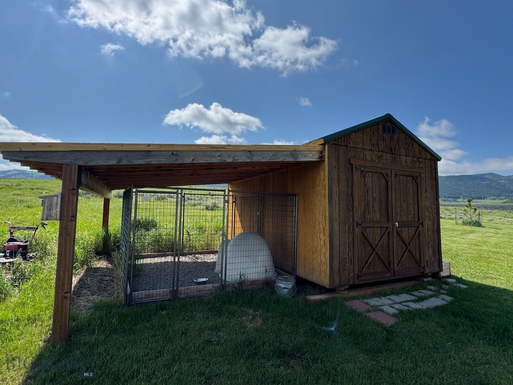 2249 Seitz E, Bozeman MT 59086