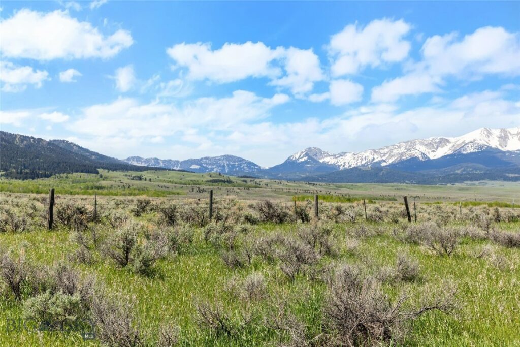 2249 Seitz E, Bozeman MT 59086