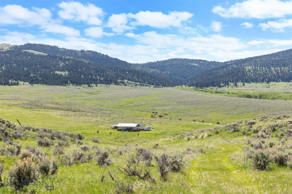2249 Seitz E, Bozeman MT 59086