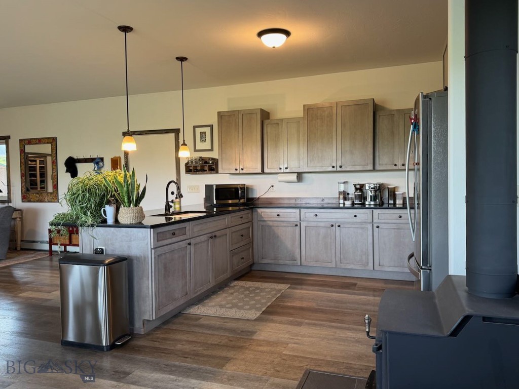 2249 Seitz E, Bozeman MT 59086