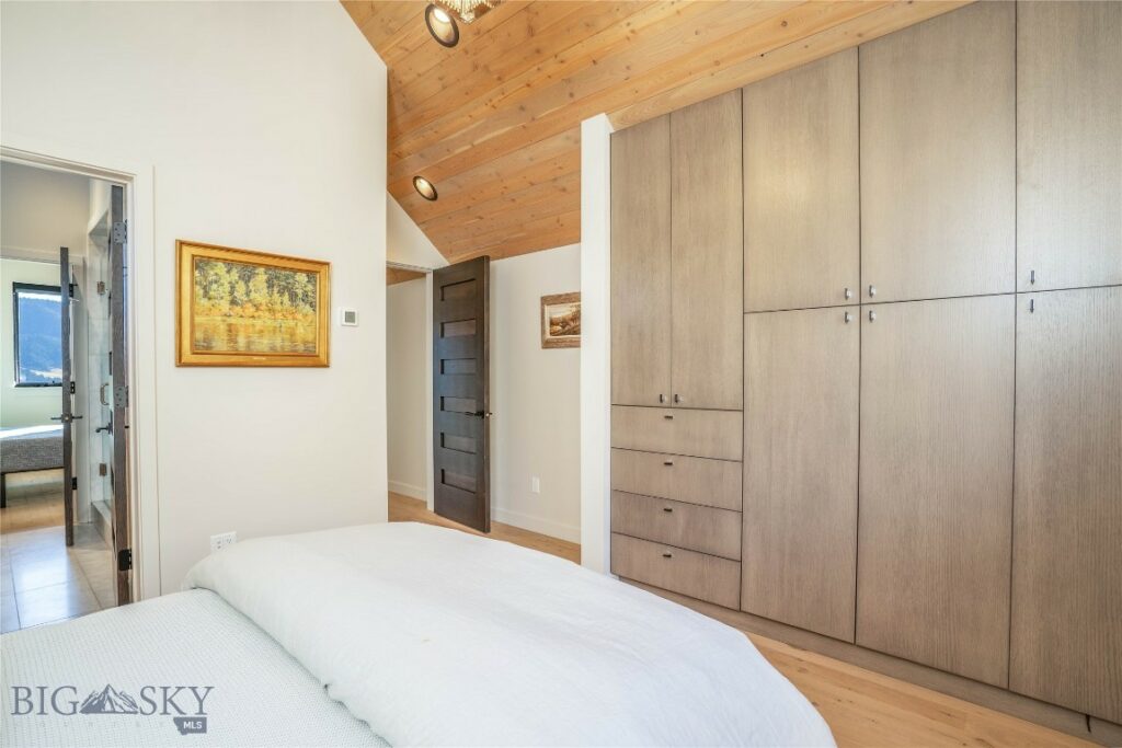 225 Alpen Strasse Street, Bozeman MT 59715