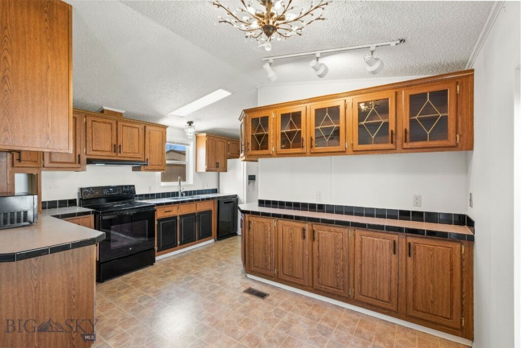 228 W Magnolia, Belgrade MT 59714