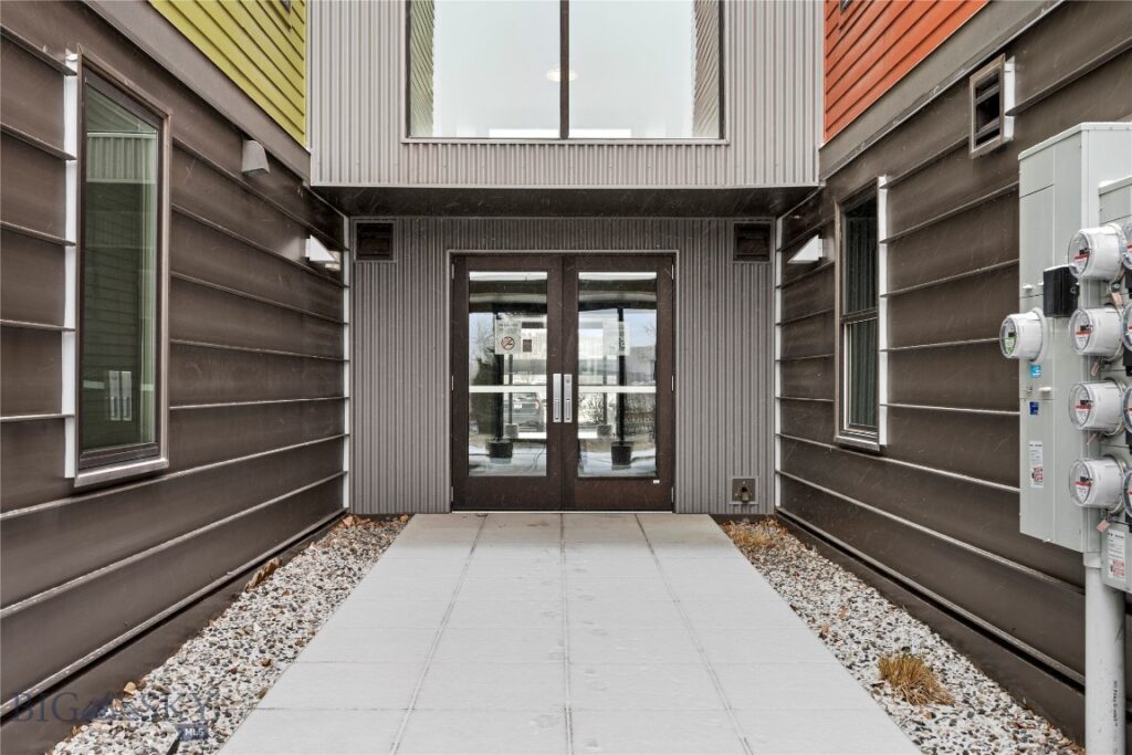 228 S Cottonwood, Bozeman MT 59718