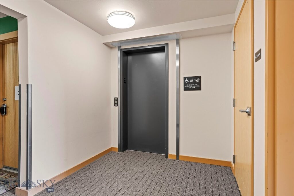 228 S Cottonwood, Bozeman MT 59718