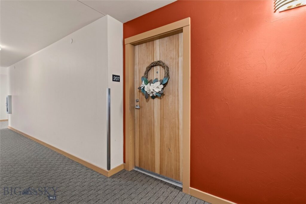 228 S Cottonwood, Bozeman MT 59718