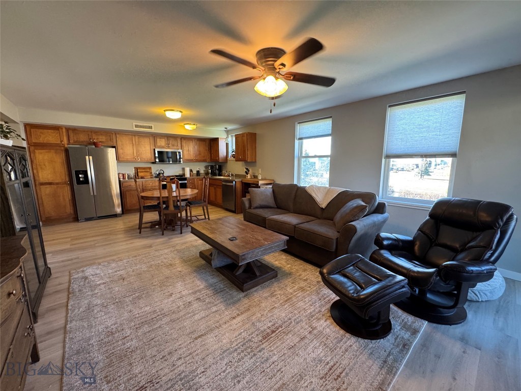 228 S Cottonwood Road, Bozeman MT 59718