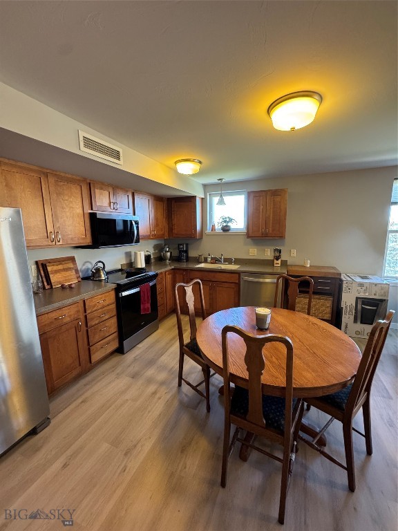 228 S Cottonwood Road, Bozeman MT 59718