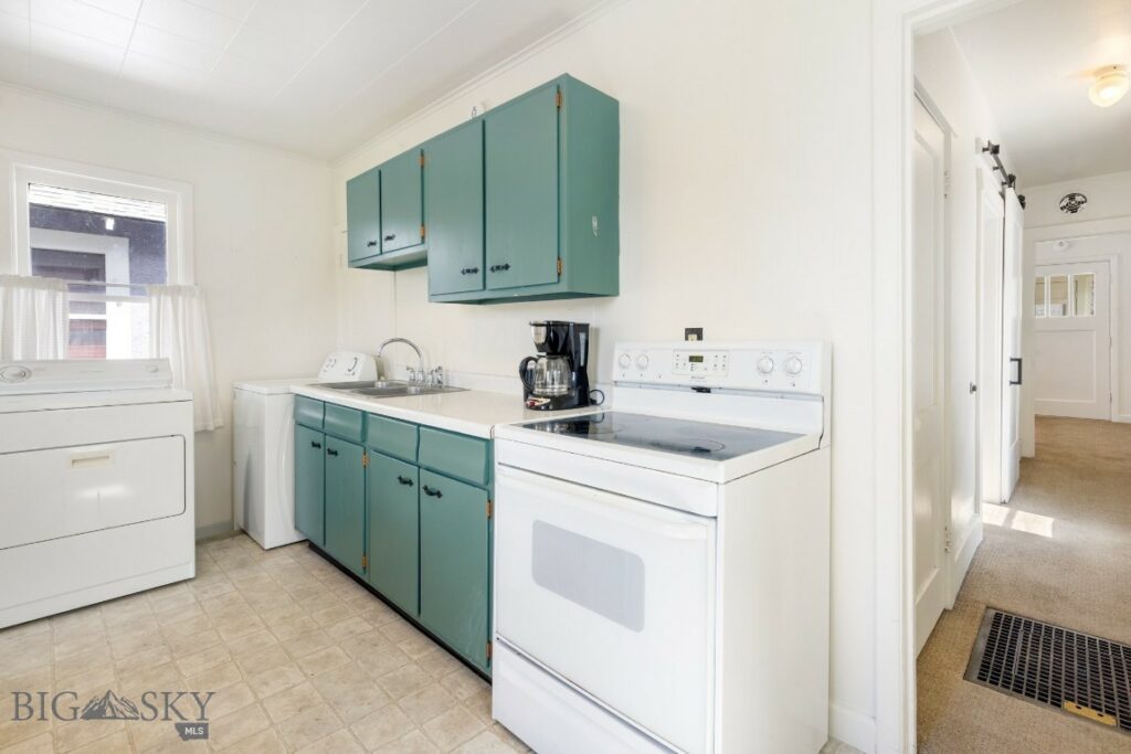 228 S K Street, Livingston MT 59047