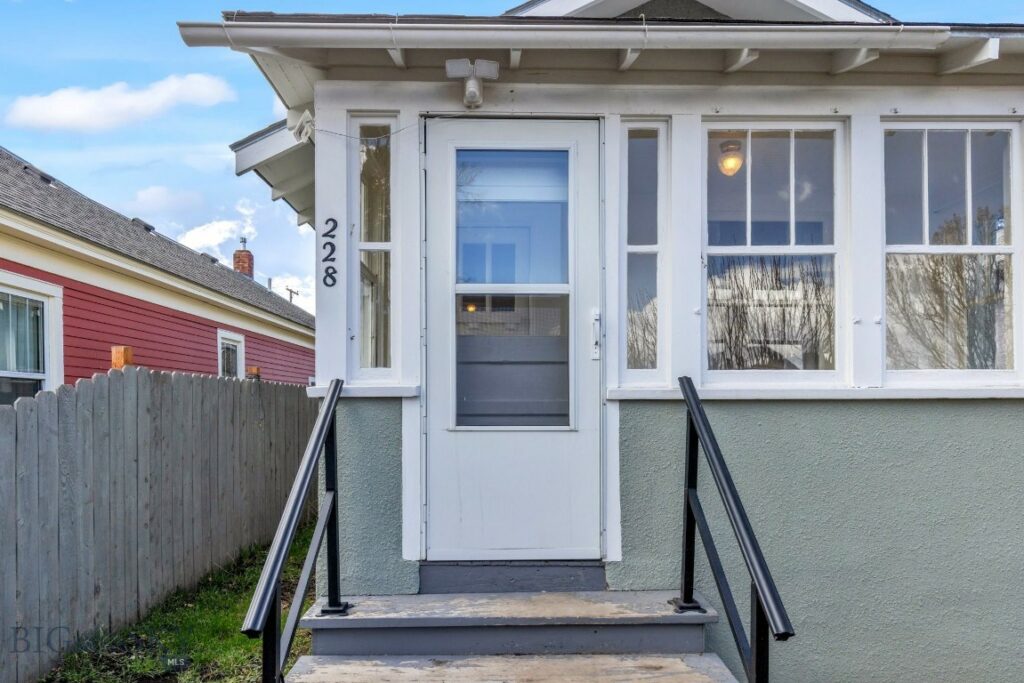 228 S K Street, Livingston MT 59047